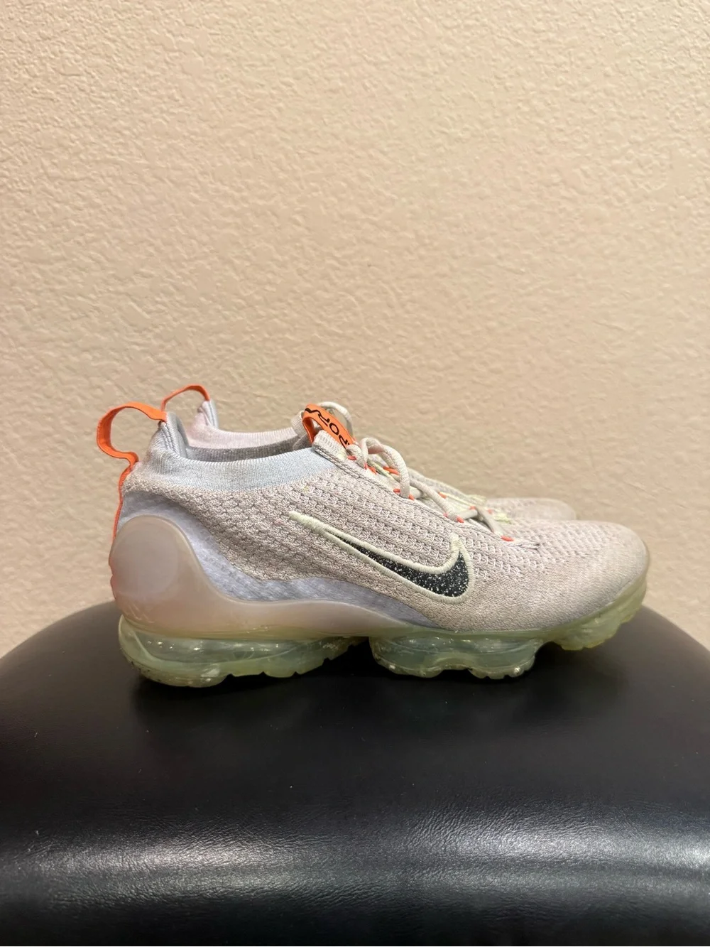 Women’s Nike Vapormax Flyknit (size 8)